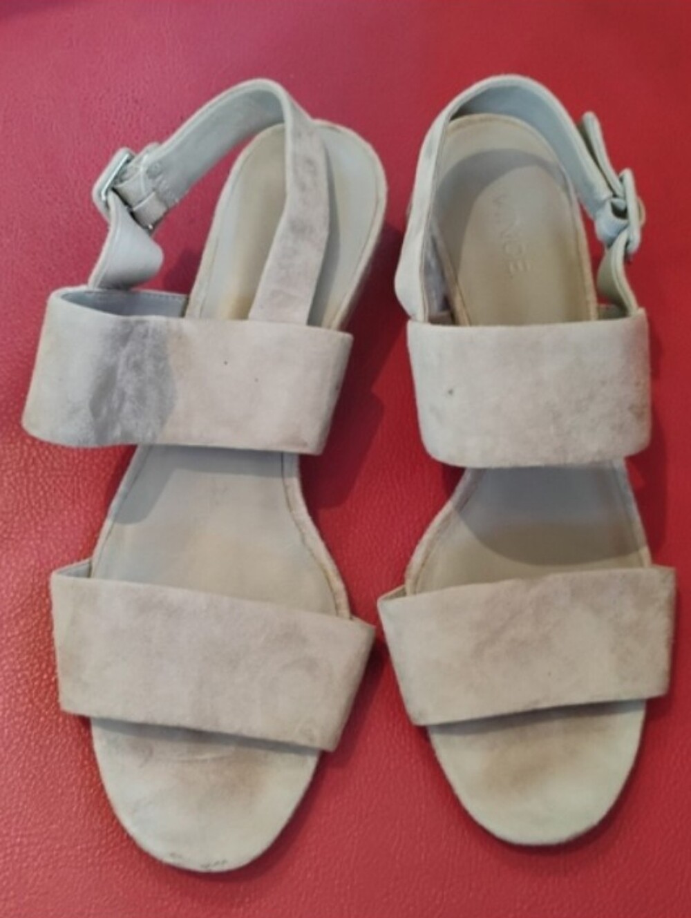 Vince Womens Woodsmoke Beige Strappy Taye Almond Toe Block Sandals Heels Sz 10